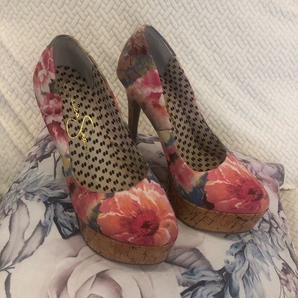 Jessica Simpson floral platform pumps high heels size 5.5 new! - Picture 2 of 3